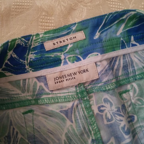 ⭐️Host Pick⭐️ Jones NY Sports Floral Skirt - Picture 5 of 5